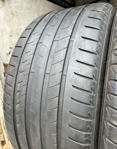 Bridgestone Alenza 001 275/35 R21