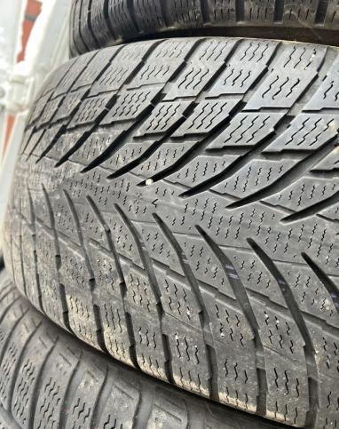 Nokian Tyres WR Snowproof P 225/55 R17