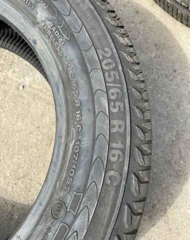 Continental Vanco 2 205/65 R16C