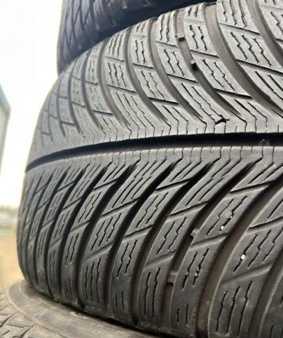 Michelin Pilot Alpin 5 235/40 R18