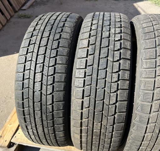 Dunlop Graspic DS3 215/60 R17