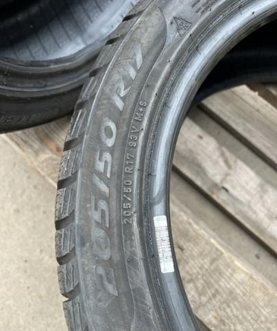 Pirelli Winter Sottozero 3 205/50 R17