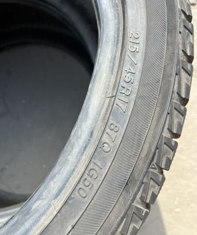 Yokohama Ice Guard IG50 215/45 R17