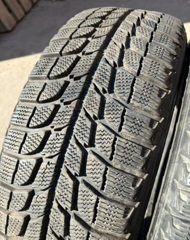 Michelin X-Ice 215/60 R17