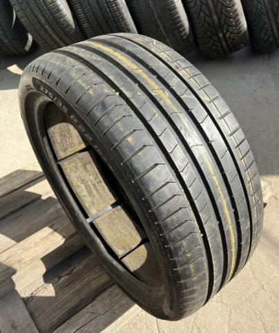 Pirelli P Zero PZ4 275/35 R22