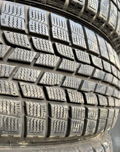 Goodyear Ice Navi 6 215/55 R17