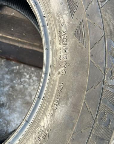 Continental VancoWinter 2 225/75 R16C