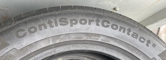 Continental ContiSportContact 5 235/55 R18