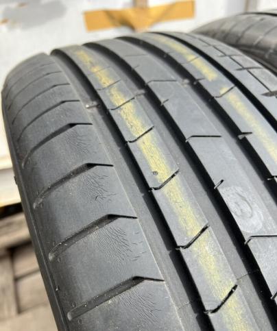 Pirelli P Zero PZ4 225/45 R19