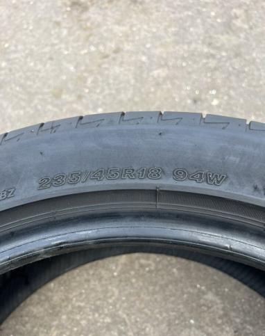 Bridgestone Turanza T005A 235/45 R18