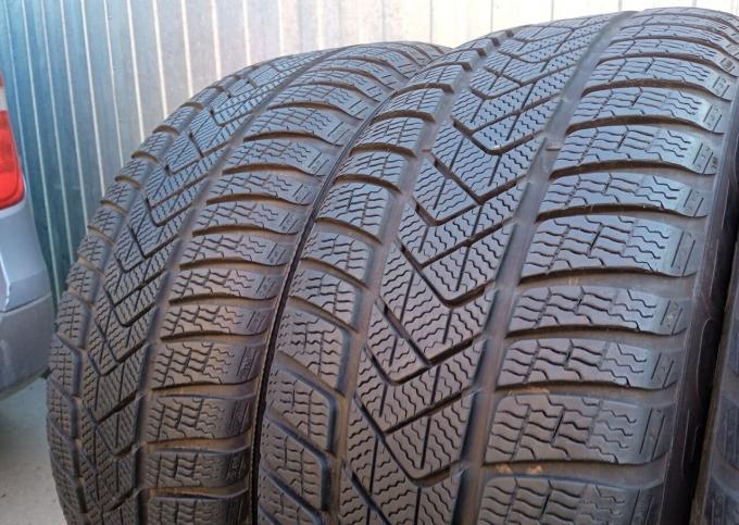 Pirelli Winter Sottozero 3 245/45 R18