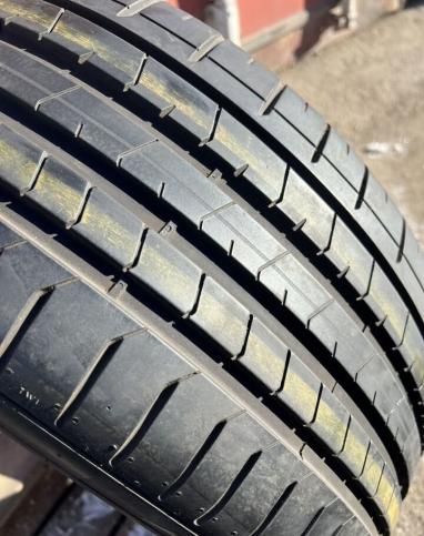 Pirelli P Zero PZ4 225/40 R18