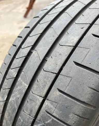 Pirelli P Zero PZ4 245/45 R20