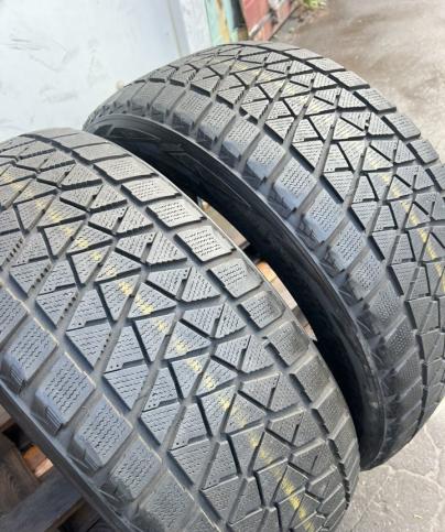 Bridgestone Blizzak DM-V2 285/45 R22