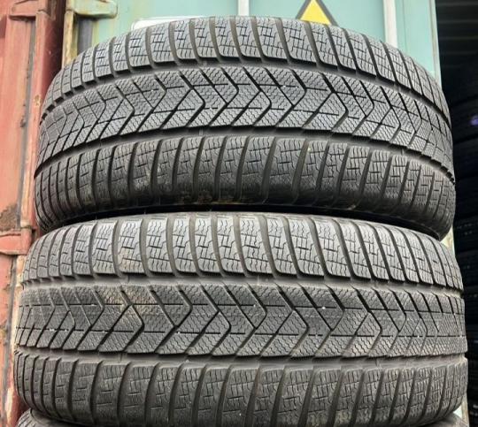 Pirelli Scorpion Winter 275/45 R20