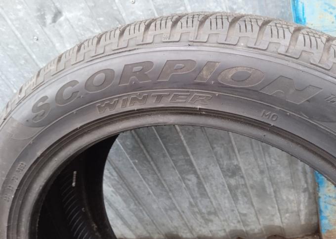 Pirelli Scorpion Winter 275/45 R20