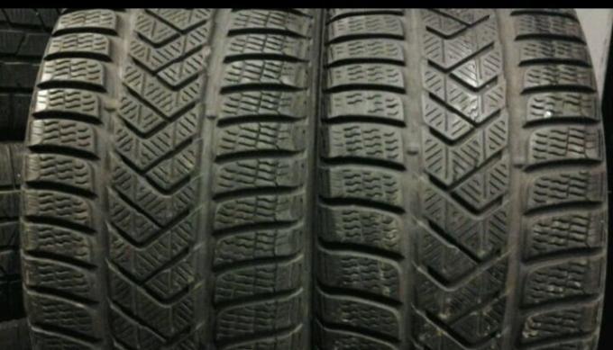 Pirelli Winter Sottozero 3 225/40 R18