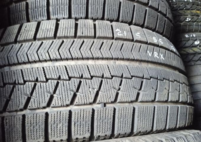 Bridgestone Blizzak VRX 215/55 R17