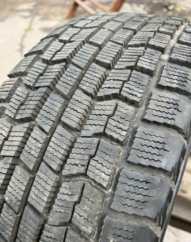 Goodyear Ice Navi Zea 225/45 R17