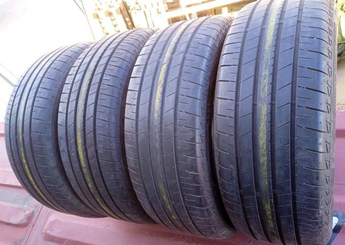 Bridgestone Turanza T005A 225/55 R17