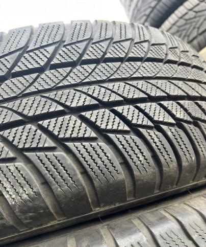 Bridgestone Blizzak LM-001 225/60 R18