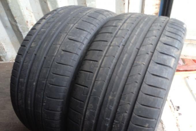 Pirelli P Zero PZ4 255/40 R18