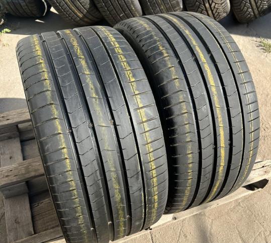 Pirelli P Zero PZ4 295/30 R20