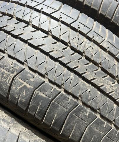 Bridgestone Dueler H/T 684II 265/65 R17