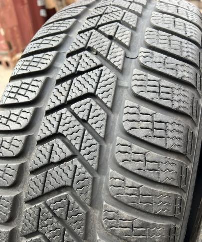 Pirelli Winter Sottozero 3 225/45 R18