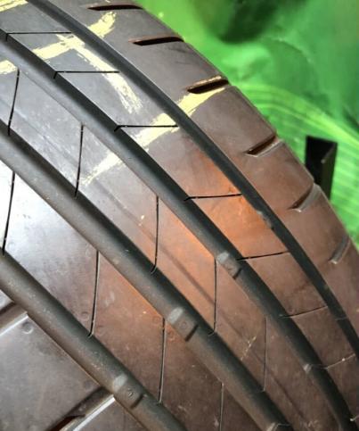 Bridgestone Turanza T005 225/45 R18