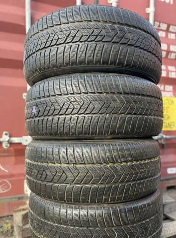 Pirelli Scorpion Winter 275/55 R19