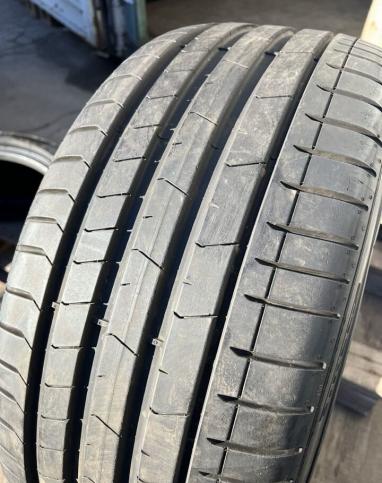 Pirelli P Zero PZ4 255/35 R20