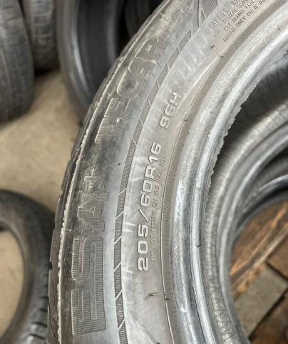 Esa-Tecar Super Grip 9 HP 205/60 R16