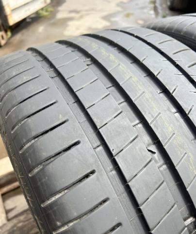 Michelin Pilot Super Sport 295/35 R20