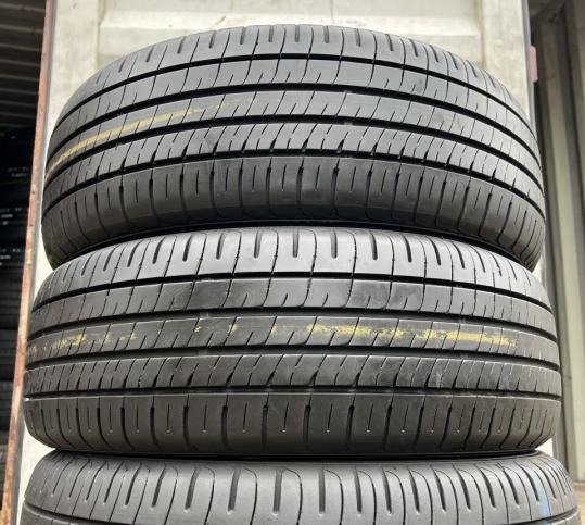 Dunlop Enasave EC204 215/60 R16