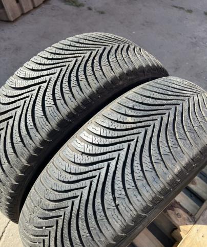 Michelin Alpin 5 215/60 R17