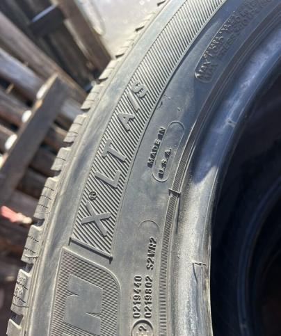 Michelin X LT A/S 285/50 R20