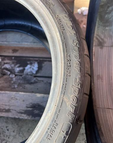 Michelin Pilot Super Sport 265/35 R20