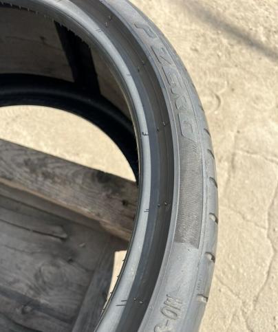 Pirelli P Zero PZ4 285/30 R21