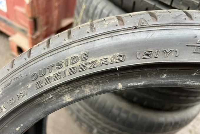 Falken Azenis FK-510 235/35 R19