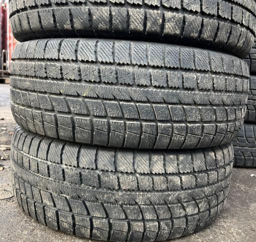 Toyo Winter Tranpath MK3 215/55 R18