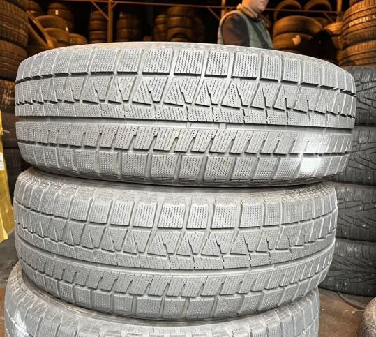 Bridgestone Ice Partner 2 215/65 R16