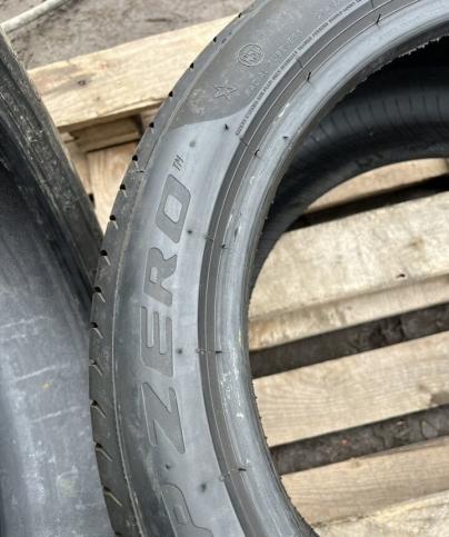 Pirelli P Zero 275/40 R19