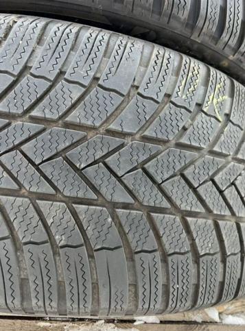 Bridgestone Blizzak LM-005 255/40 R20