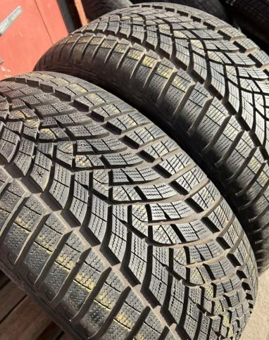 Goodyear UltraGrip Performance+ 265/40 R21