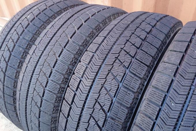 Bridgestone Blizzak VRX 185/65 R15