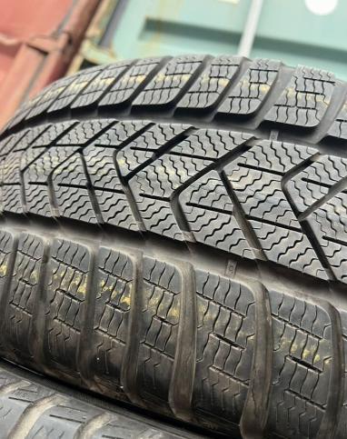 Pirelli Winter Sottozero 3 245/40 R18