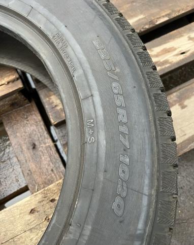 Toyo Winter Tranpath MK4a 225/65 R17