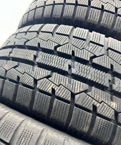 Toyo Observe Garit GIZ 205/55 R16