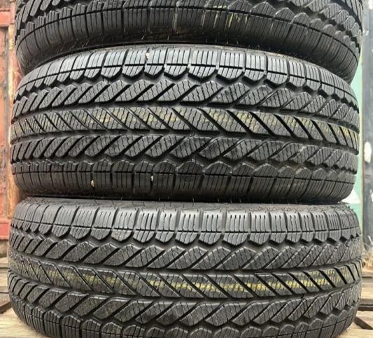 Bridgestone WeatherPeak 215/55 R17